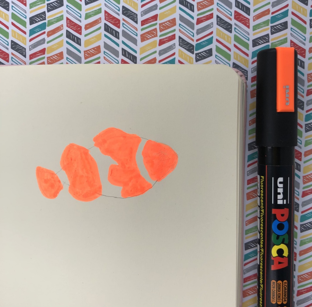 Рыба-клоун: рисунок маркерами POSCA